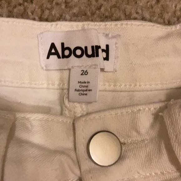 High wasted white denim shorts - Picture 3 of 3